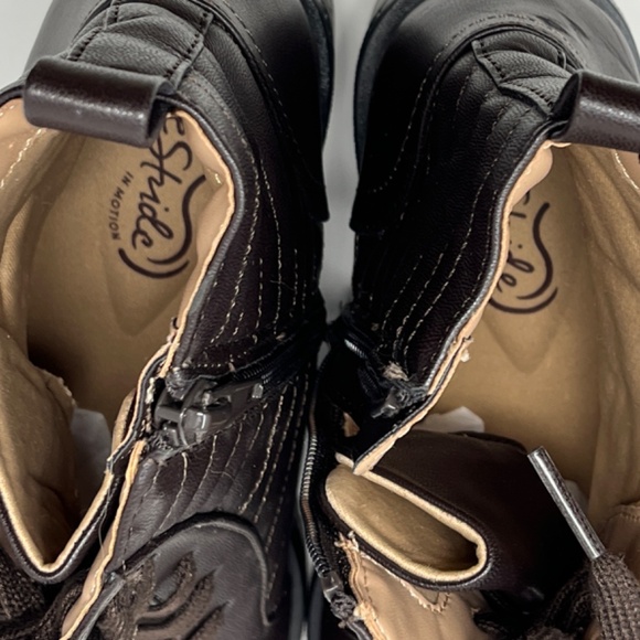 Life Stride In Motion Stormy Combat Faux Leather Lace Up  Ankle Boots Size 6M - Picture 9 of 12